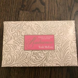 Trish McEvoy power of brushes set